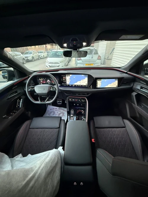 Audi Q5 2025 Sline