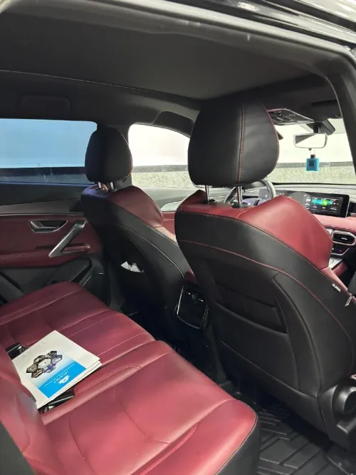 Jetour  X70 PLUS 2025 Luxury Edition 7 places 
