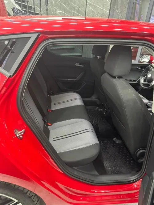 Seat Leon 2022 RED STEAL