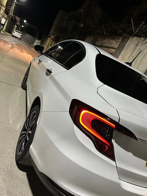 Fiat Tipo Sedan 2023 Laif