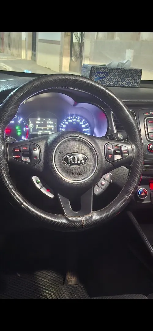 Kia Carens 2015 