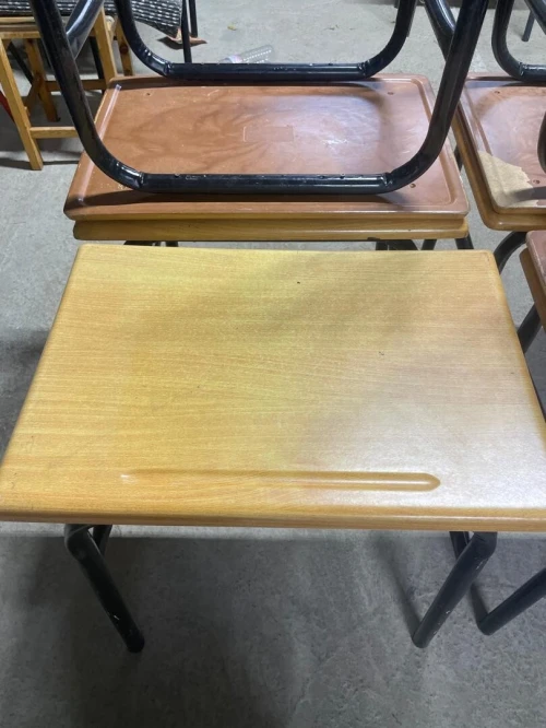 Lot matériel scolaire pour école ou préscolaire Bon état