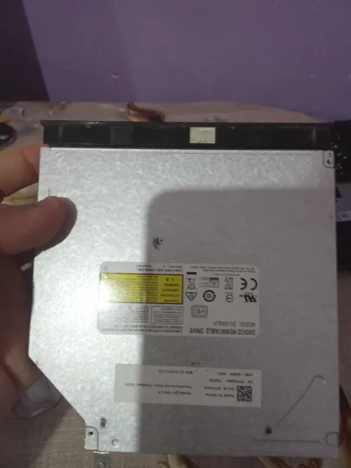 Piéce informatique carte mère Dell 