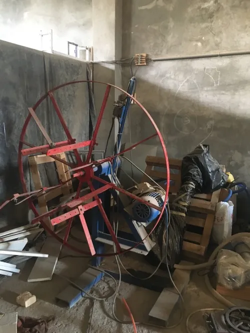 Machine extrudeuse 