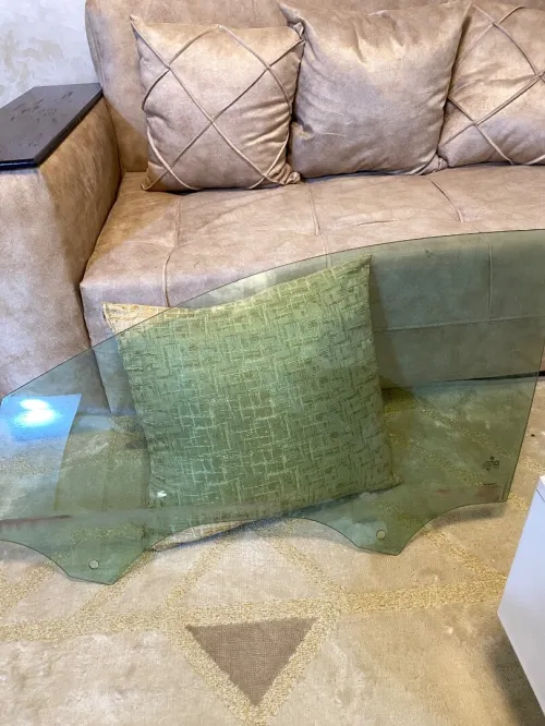 زجاج أمامي