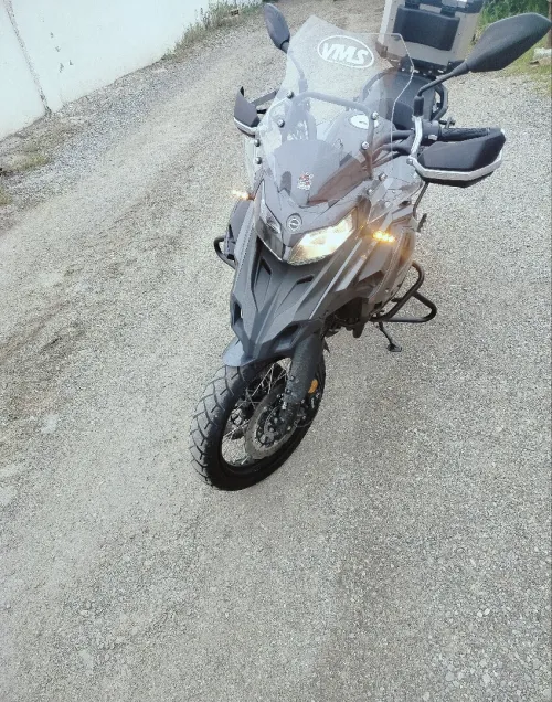 Benelli TRK 502x 