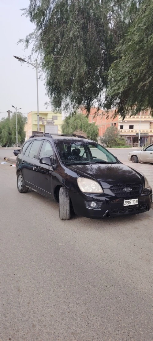 Kia Carens 2010 Glx