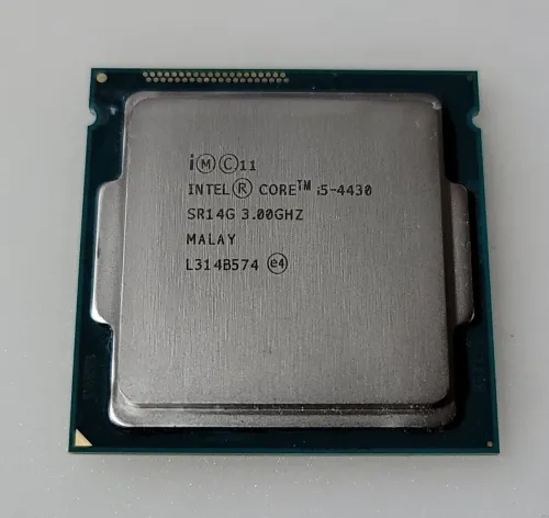 للبيع معالج Intel Core i5-4430 من الجيل الرابع، في حالة ممتازة