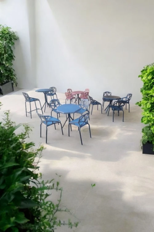 table de cuisine ouedkniss  tolix   بلاستك طاولات و كرسي
