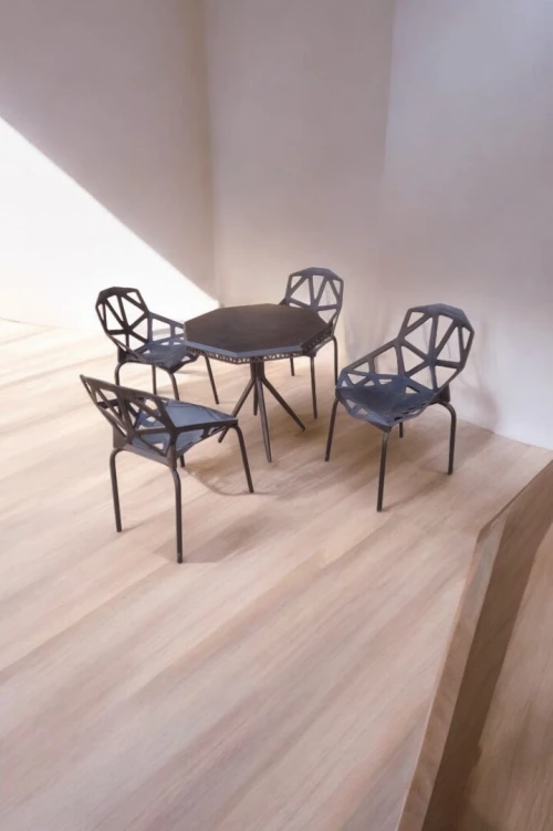 table de cuisine ouedkniss  tolix   بلاستك طاولات و كرسي