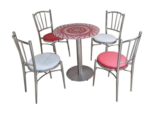 table de cuisine ouedkniss  tolix   بلاستك طاولات و كرسي