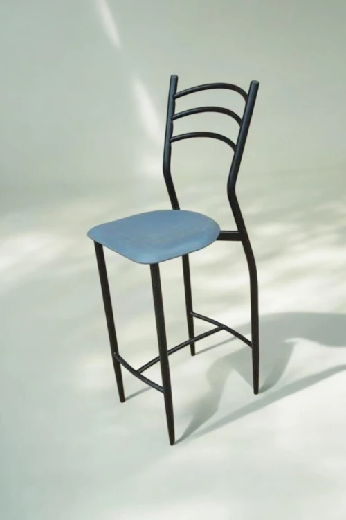 table de cuisine ouedkniss  tolix   بلاستك طاولات و كرسي