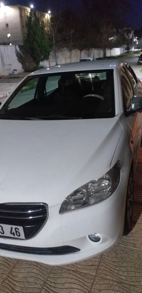Peugeot 301 2013 Active