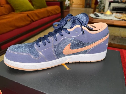 Air Jordan 1 Low SE DENIM pt : 42,5