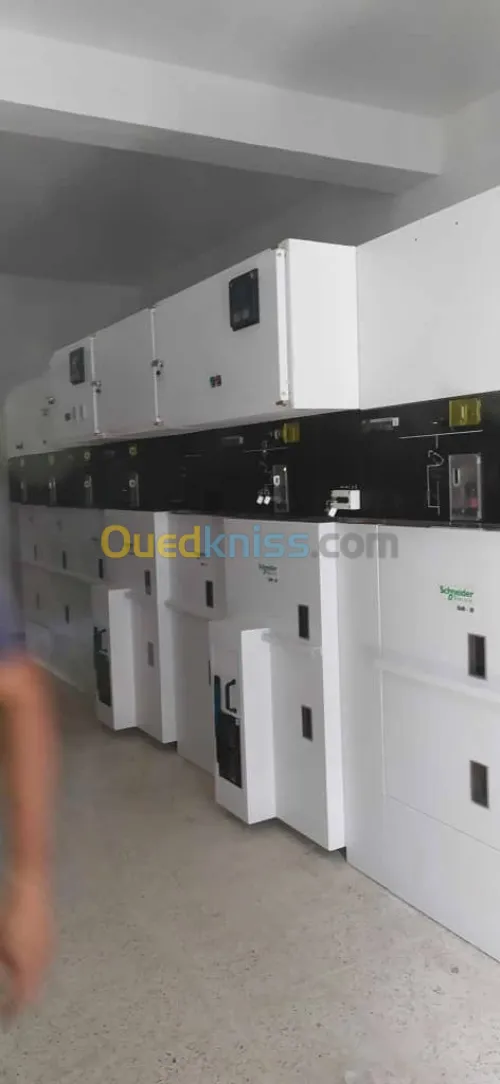INSTALLATION ET ENTRETIEN DES POSTES TRANSFORMATEURS