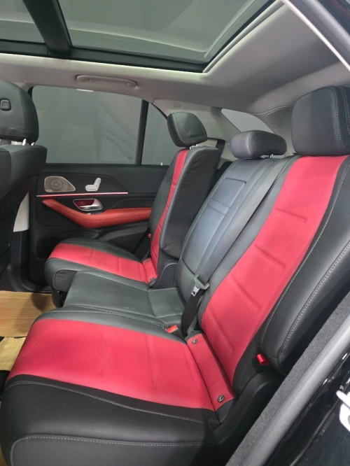 GLE 300  7 Places 2025