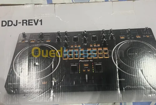 Controller Pioneer DDJ-REV1