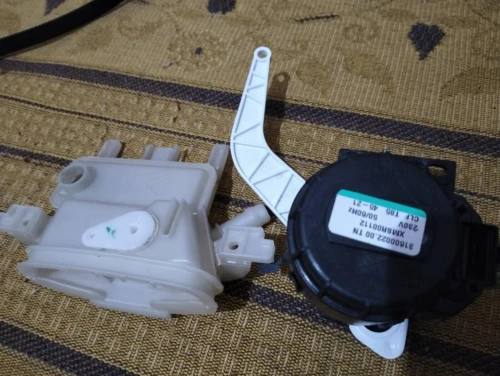 PIÈCE DE RECHANGE POUR MACHINE A LAVER