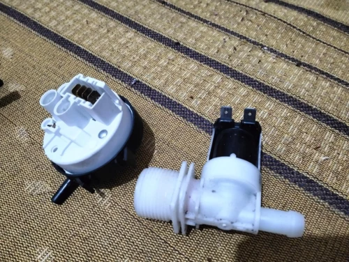 PIÈCE DE RECHANGE POUR MACHINE A LAVER