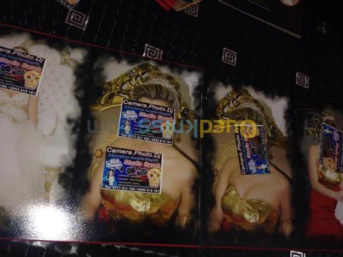 disk jockey-camera women -photographe 