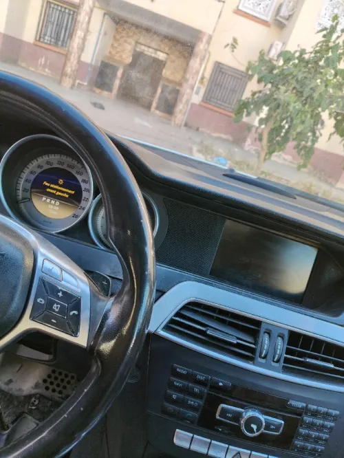 Mercedes Classe C 2011 W204