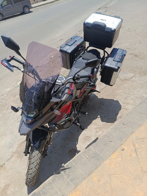 Sym nht 300 Crache bare et tt accessoires 2026