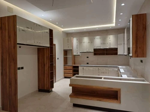 Cuisine équipée Moderne En Eegger & HDF 2026