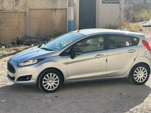 Ford Fiesta 2015 Trend Look