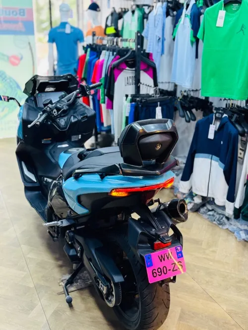 Tmax 562 Tmax 562 2022