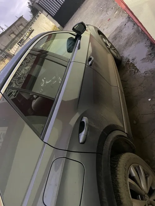 Volkswagen T-Roc 2023 Life
