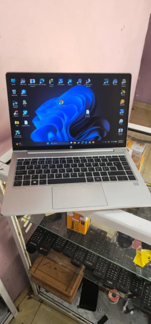 HP Probook 640 G8