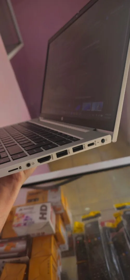 HP Probook 640 G8