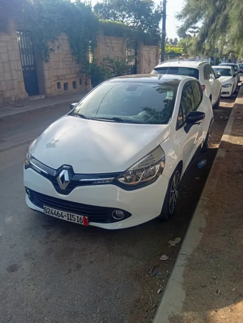 Renault Clio 4 2015 Exception