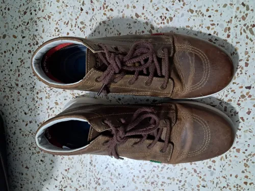 Chaussures montantes KICKERS