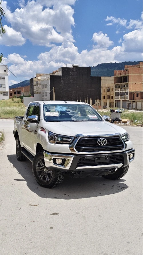 Toyota Revo  2026 Omaani