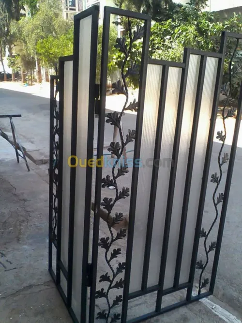 FERRONNERIE ET MENUISERIE METALLIQUE 