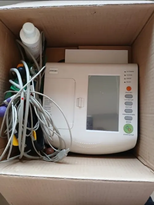 Vente Electrocardiogramme, Spiromètre avec sa Seringue de Calibration