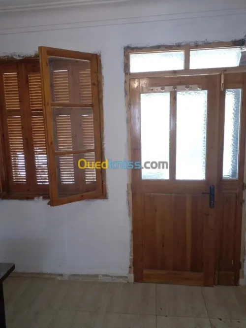 Location Appartement Niveau de villa Studio Béjaïa Bejaia