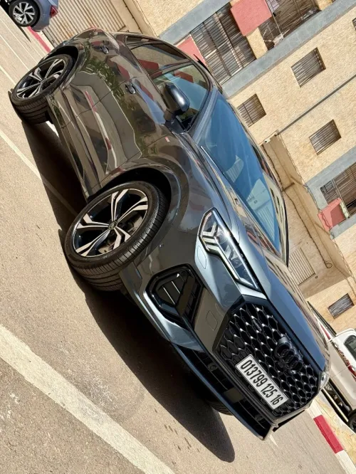 Audi Q3 2025 S line