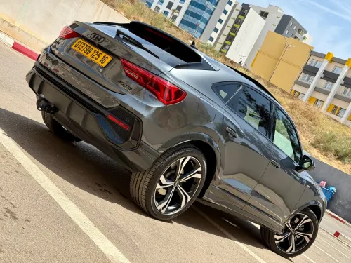 Audi Q3 2025 S line