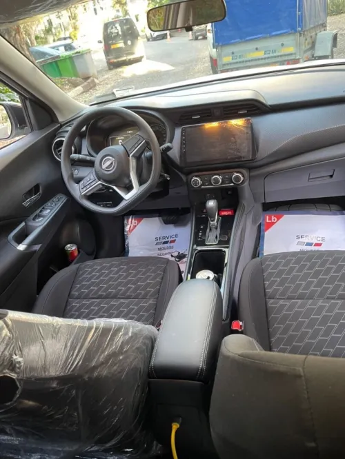 Nissan Kicks 2025 Nissan