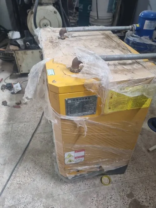 Machiné souffleuse  bouteilles a vendre 