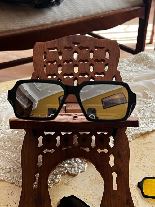 نظارات طبية و شمسية عصرية