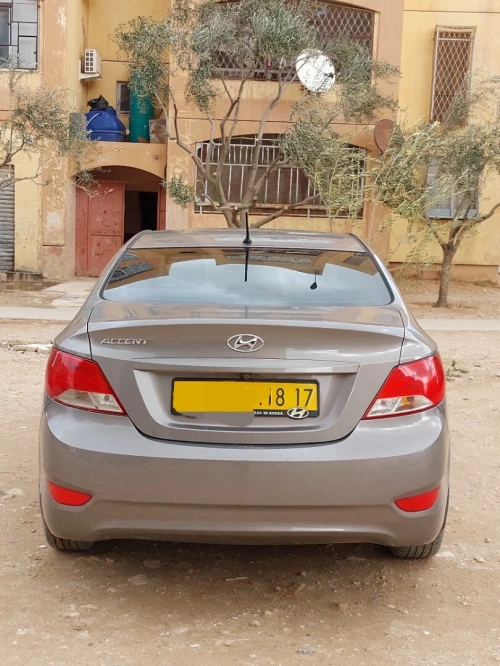 Hyundai Accent RB  4 portes 2018 Accent RB  4 portes