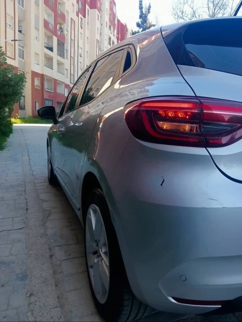 Renault Clio business 2021 
