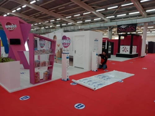 Location/ réalisation Stand d'exposition et point de vente (points de vente, salons et foires)