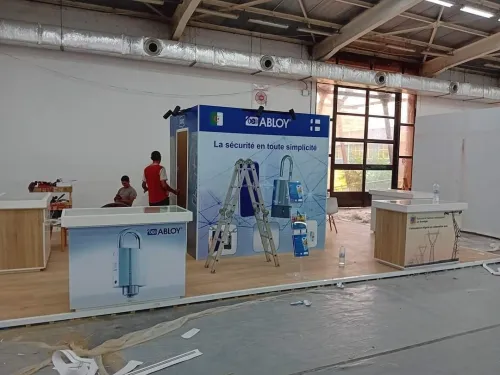 Location/ réalisation Stand d'exposition et point de vente (points de vente, salons et foires)