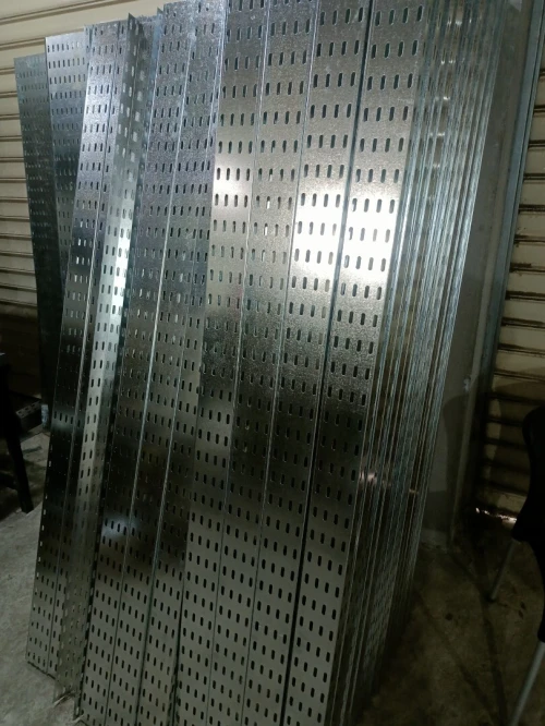 Fabrication chemin cable et cablofil