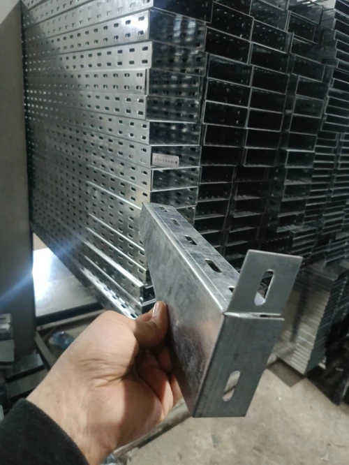 Fabrication chemin cable et cablofil