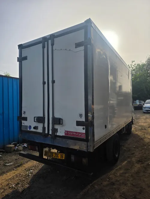 Isuzu TURBO frigot 2014
